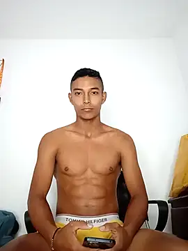 Snapshot of Demiansteven2 chatting on 10-01-25, 02:56 Demiansteven2 online show from 10-01-25, 02:56