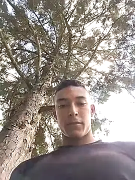 Snapshot of Demiansteven2 chatting on 11-08-25, 05:34 Demiansteven2 online show from 11-08-25, 05:34