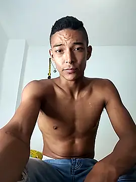 Snapshot of Demiansteven2 chatting on 12-03-25, 03:54 Demiansteven2 online show from 12-03-25, 03:54