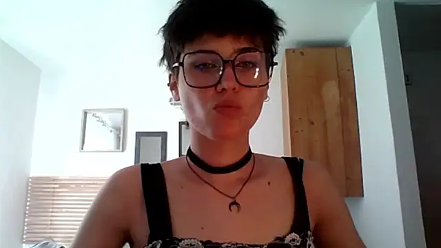 sarah perfect online show from 03-01-26, 03:25