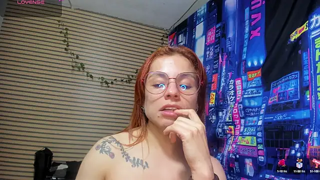 Snapshot of rosse_2504 chatting on 02-04-25, 06:06 rosse 2504 online show from 02-04-25, 06:06