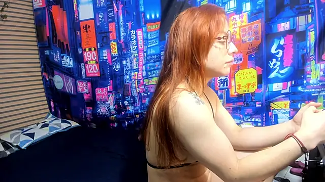 Snapshot of rosse_2504 chatting on 02-16-25, 10:43 rosse 2504 online show from 02-16-25, 10:43