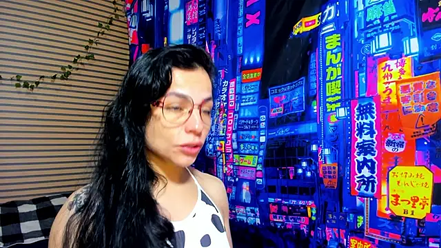 Snapshot of rosse_2504 chatting on 03-11-25, 10:07 rosse 2504 online show from 03-11-25, 10:07