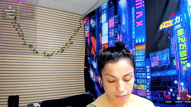 Snapshot of rosse_2504 chatting on 03-21-25, 01:12 rosse 2504 online show from 03-21-25, 01:12