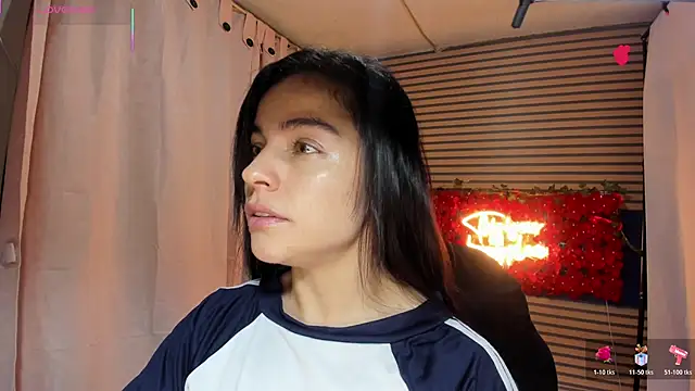 Snapshot of rosse_2504 chatting on 11-07-25, 05:02 rosse 2504 online show from 11-07-25, 05:02