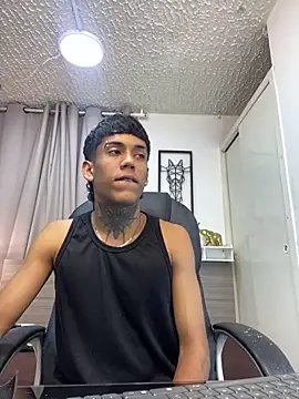 Snapshot of Alan_Cute18 chatting on 02-19-26, 12:56 Alan Cute18 online show from 02-19-26, 12:56