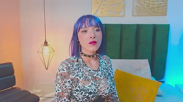 AlissaNix online show from 02-07-26, 01:09