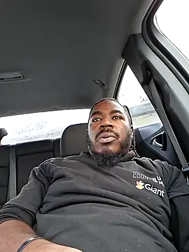 MRHANDSOME3800 online show from 12-18-25, 08:04