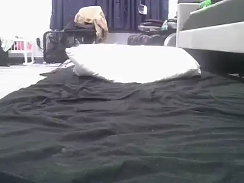 Snapshot of deepinnnnn chatting on 02-18-25, 02:16 deepinnnnn online show from 02-18-25, 02:16