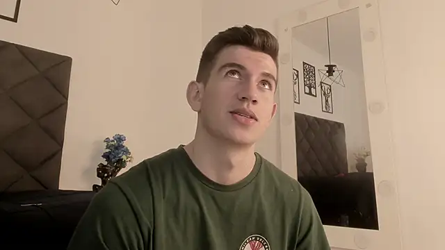 MikaelSlow online show from 03-11-25, 07:26