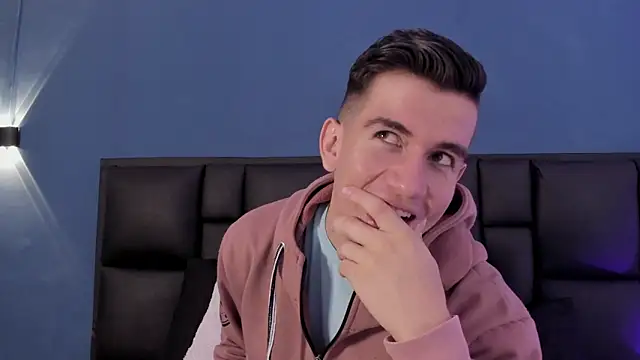 MikaelSlow online show from 10-02-25, 04:19