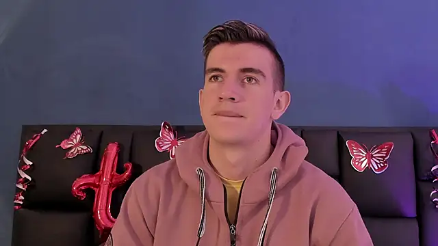 MikaelSlow online show from 02-17-26, 01:46