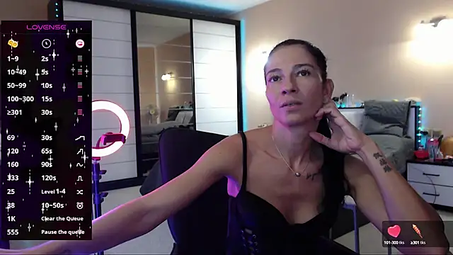 Snapshot of DelicateKiss chatting on 09-25-25, 08:07 DelicateKiss online show from 09-25-25, 08:07