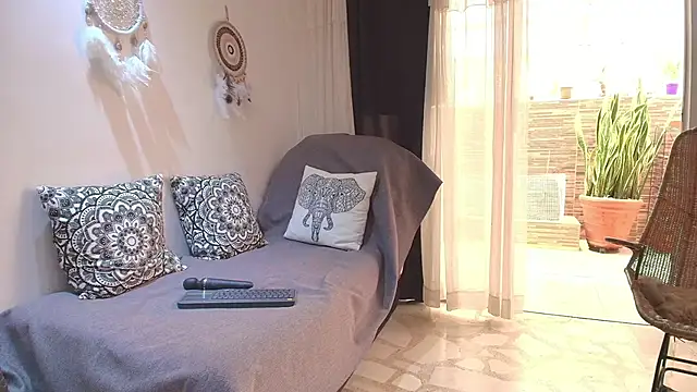 Snapshot of MarilynDavies chatting on 03-22-25, 04:37 MarilynDavies online show from 03-22-25, 04:37