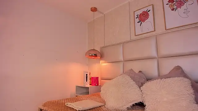 Snapshot of Aily_Yozuko chatting on 10-03-25, 02:52 Aily Yozuko online show from 10-03-25, 02:52