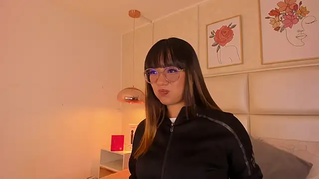 Aily Yozuko online show from 03-19-26, 02:37