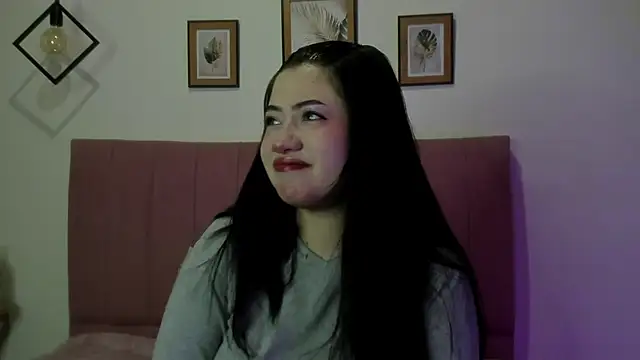 Snapshot of GENNESIS_LOVE chatting on 11-05-25, 03:28 GENNESIS LOVE online show from 11-05-25, 03:28