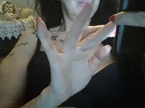 Snapshot of MarikaMilff chatting on 03-15-25, 01:08 MarikaMilff online show from 03-15-25, 01:08