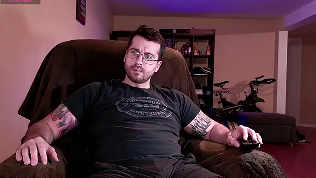 Snapshot of JayXCee_Official chatting on 01-11-26, 01:32 JayXCee Official online show from 01-11-26, 01:32