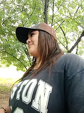 Snapshot of Liancy chatting on 12-05-24, 08:22 Liancy online show from 12-05-24, 08:22