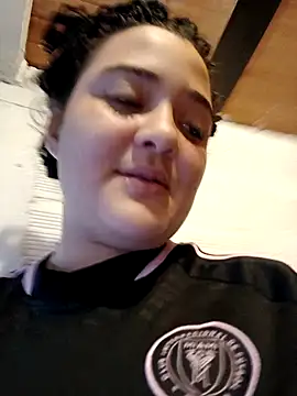 Snapshot of Liancy chatting on 01-10-25, 08:48 Liancy online show from 01-10-25, 08:48