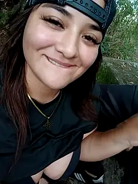 Snapshot of Liancy chatting on 02-16-25, 09:59 Liancy online show from 02-16-25, 09:59