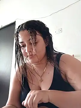 Snapshot of Liancy chatting on 02-24-25, 06:15 Liancy online show from 02-24-25, 06:15