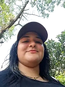 Snapshot of Liancy chatting on 03-08-25, 07:20 Liancy online show from 03-08-25, 07:20