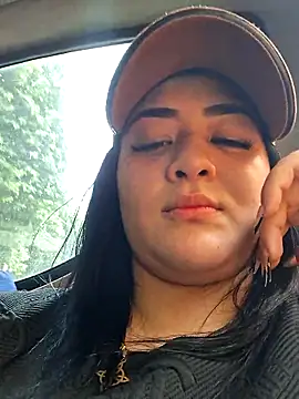 Snapshot of Liancy chatting on 03-12-25, 06:22 Liancy online show from 03-12-25, 06:22