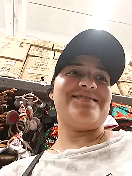 Snapshot of Liancy chatting on 09-23-25, 08:45 Liancy online show from 09-23-25, 08:45