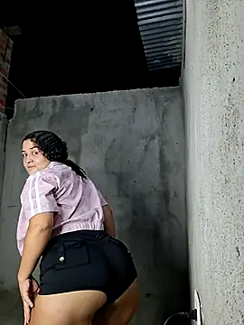 Snapshot of Liancy chatting on 09-26-25, 01:42 Liancy online show from 09-26-25, 01:42