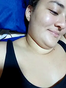 Snapshot of Liancy chatting on 11-09-25, 04:49 Liancy online show from 11-09-25, 04:49