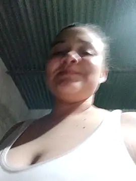 Snapshot of Liancy chatting on 02-05-26, 01:32 Liancy online show from 02-05-26, 01:32