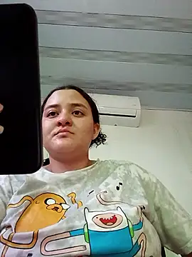 Snapshot of Liancy chatting on 02-13-26, 10:06 Liancy online show from 02-13-26, 10:06