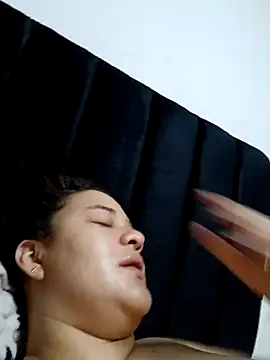 Snapshot of Liancy chatting on 02-18-26, 10:50 Liancy online show from 02-18-26, 10:50