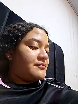 Snapshot of Liancy chatting on 02-19-26, 11:01 Liancy online show from 02-19-26, 11:01