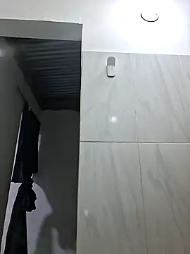 Snapshot of Liancy chatting on 02-20-26, 10:21 Liancy online show from 02-20-26, 10:21