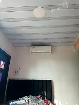 Snapshot of Liancy chatting on 02-28-26, 09:16 Liancy online show from 02-28-26, 09:16