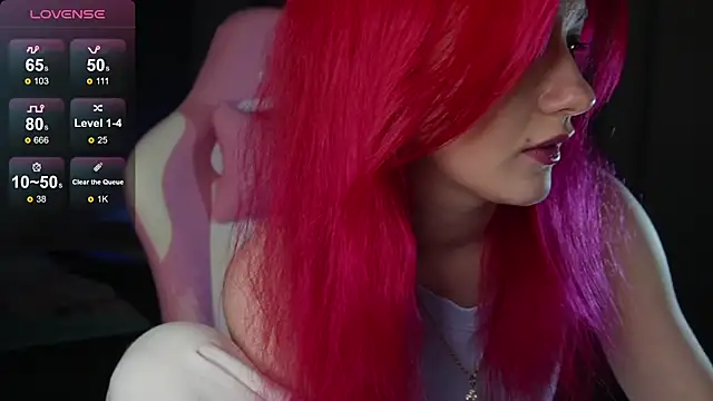 Snapshot of joyhannahh chatting on 11-22-25, 05:01 joyhannahh online show from 11-22-25, 05:01