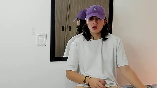 alex connorr online show from 01-31-25, 06:25