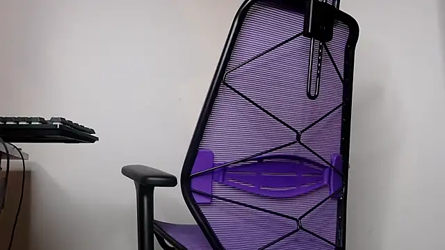 alex connorr online show from 12-18-25, 11:33