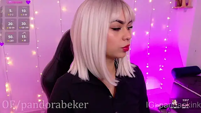 Snapshot of pandorabeker chatting on 02-26-25, 02:04 pandorabeker online show from 02-26-25, 02:04