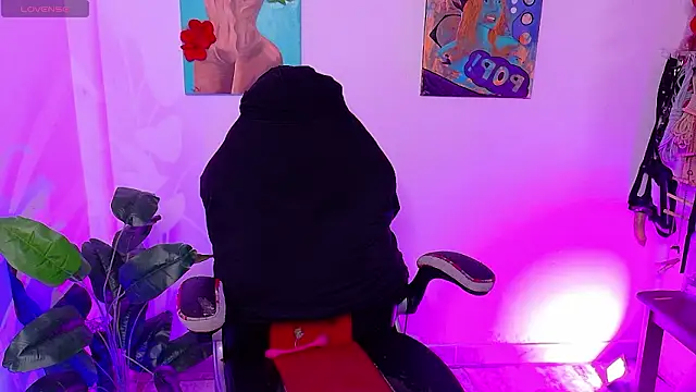 Snapshot of pandorabeker chatting on 03-03-26, 10:48 pandorabeker online show from 03-03-26, 10:48