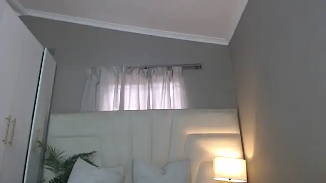 naughtyblackdolie online show from 01-18-26, 09:13