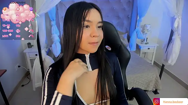 Hanna  Becker  online show from 02-13-26, 12:17