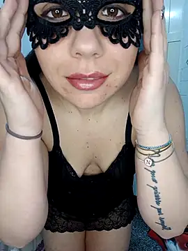 SexySweetPaola online show from 03-19-26, 08:29