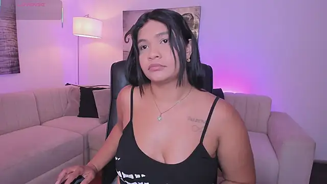 Snapshot of alaia7h chatting on 01-16-26, 07:40 alaia7h online show from 01-16-26, 07:40