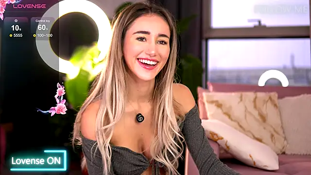 Snapshot of EmilyRaymont chatting on 10-03-25, 05:04 EmilyRaymont online show from 10-03-25, 05:04