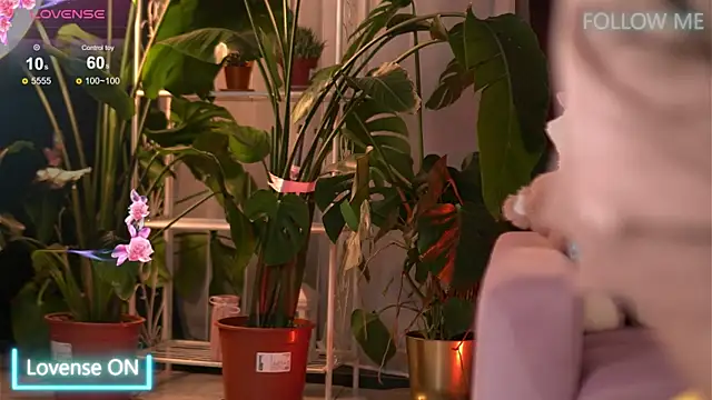 EmilyRaymont online show from 12-05-25, 04:32