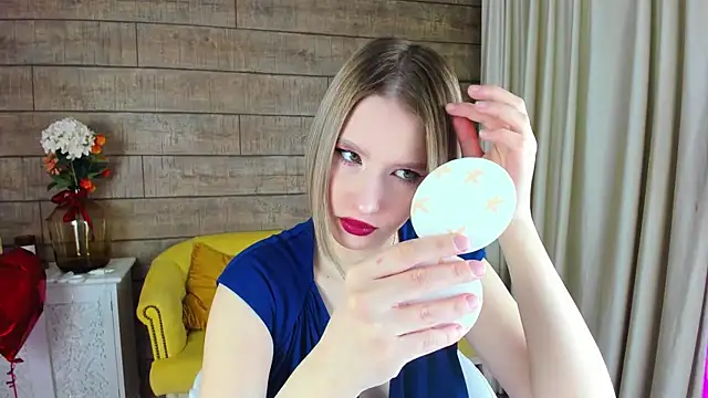 LiliLinn online show from 02-19-25, 05:05